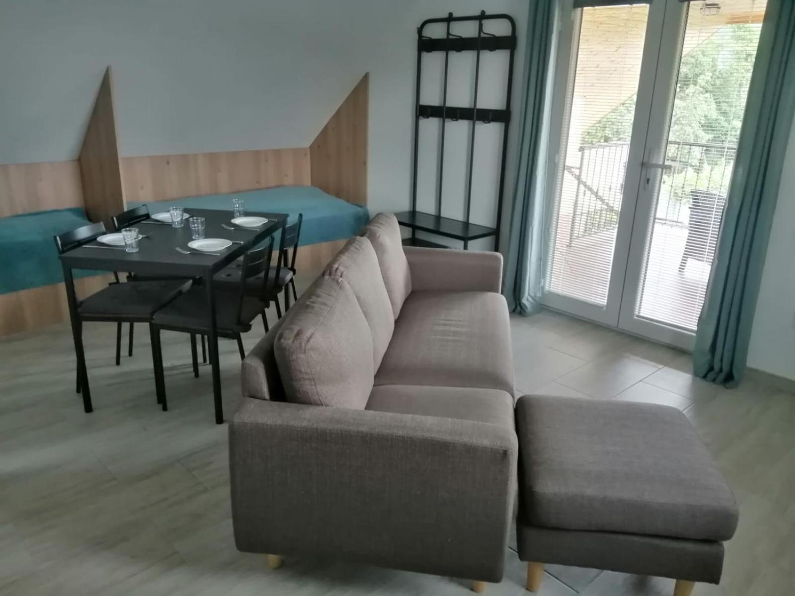 Zlatno 66 Bed & Breakfast Zlaté Moravce Dış mekan fotoğraf